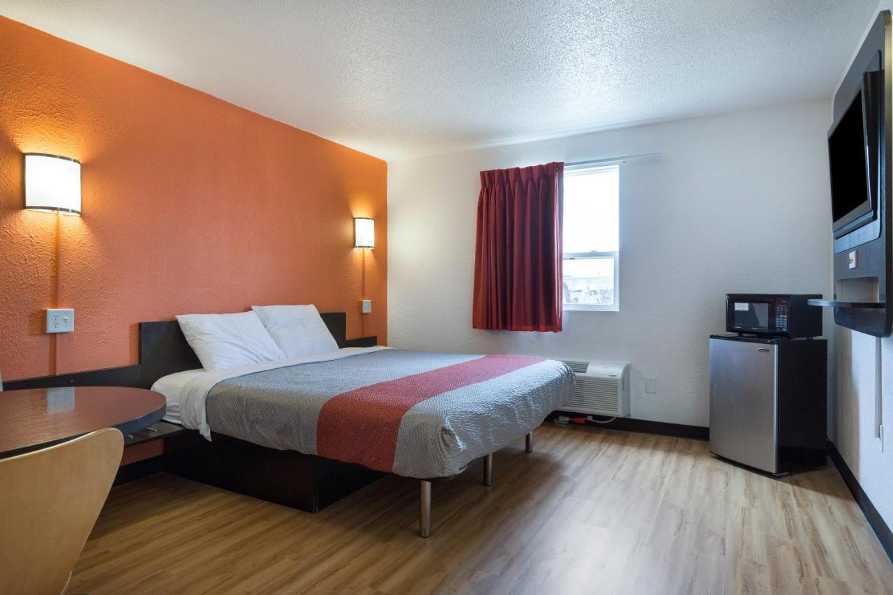 Motel 6-Lincoln, Il Eksteriør bilde
