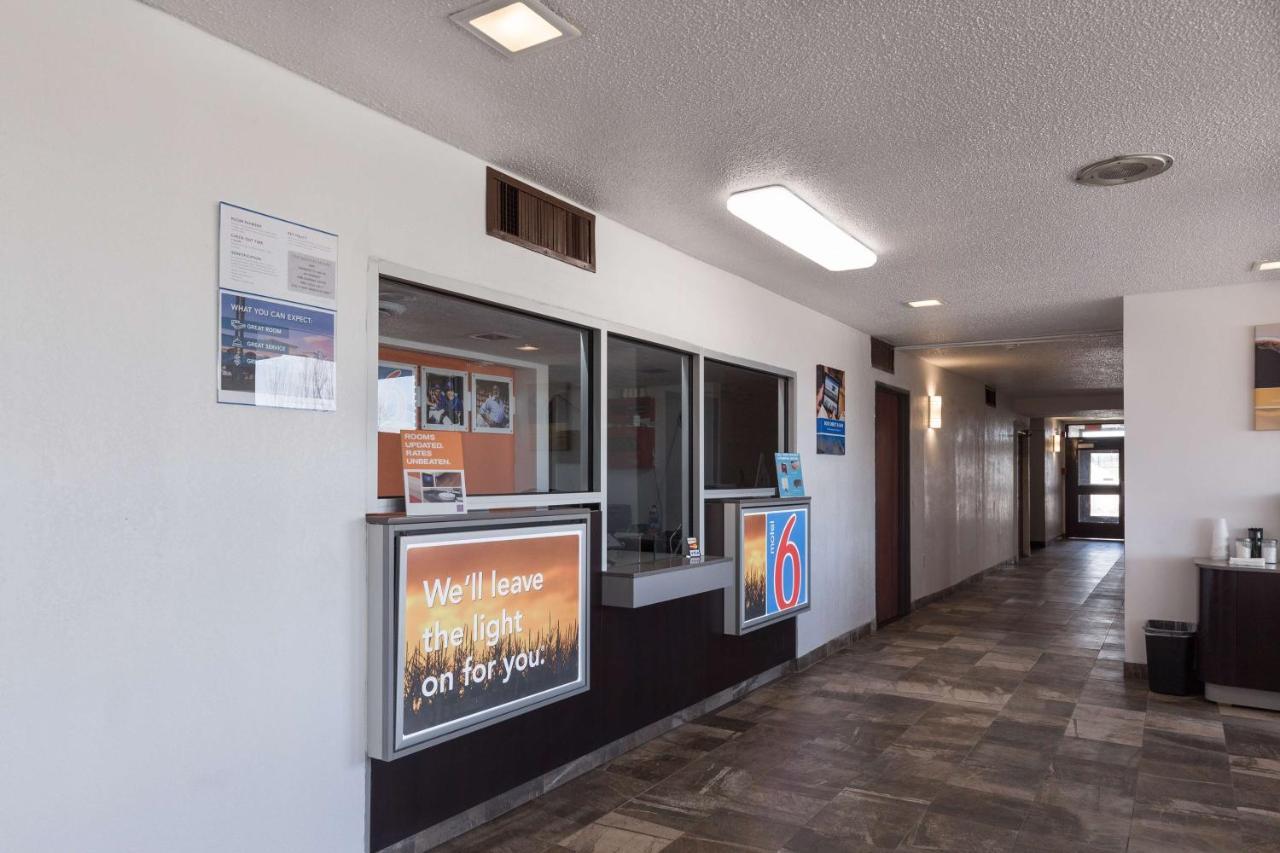 Motel 6-Lincoln, Il Eksteriør bilde