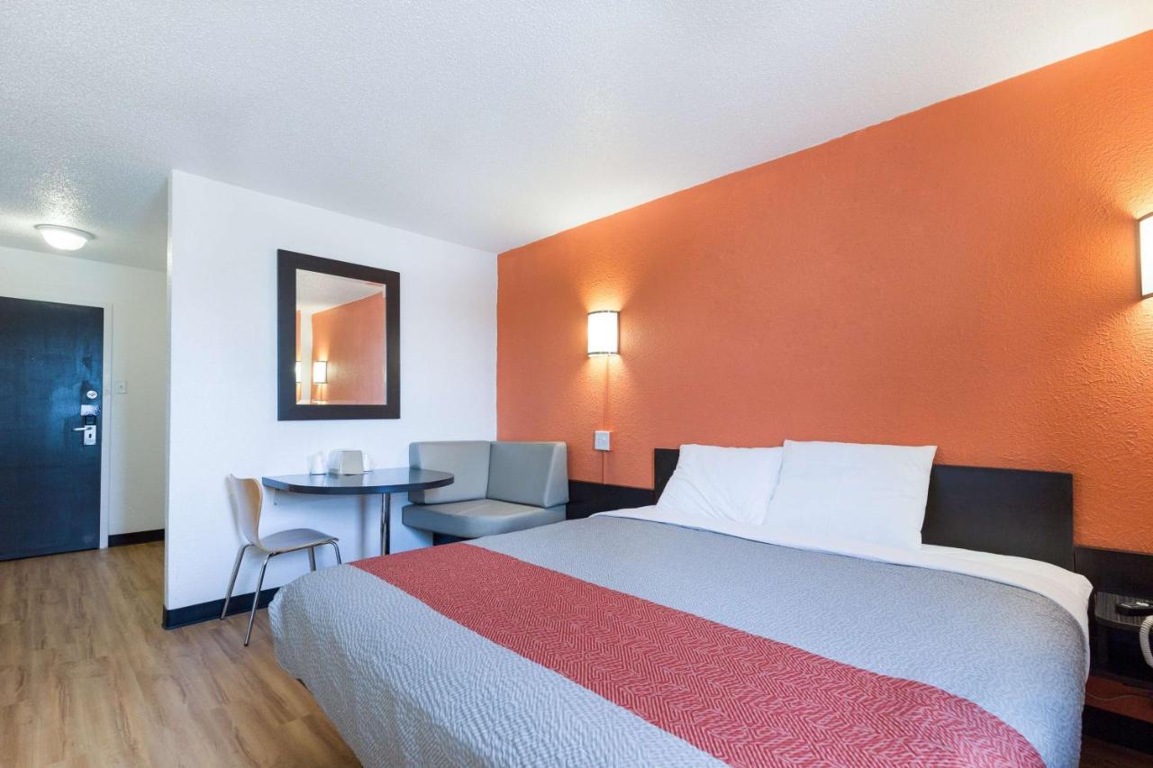 Motel 6-Lincoln, Il Eksteriør bilde