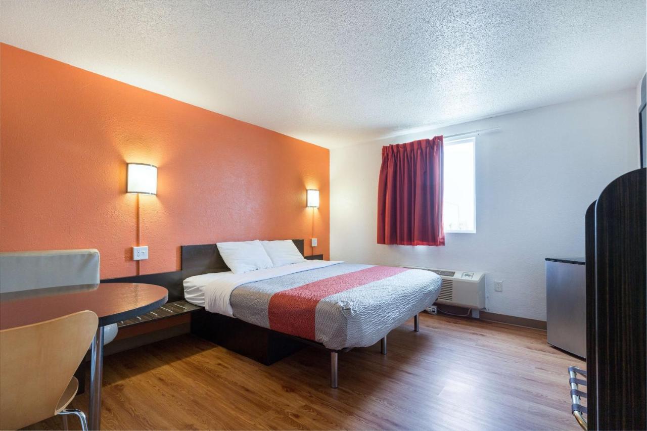 Motel 6-Lincoln, Il Eksteriør bilde